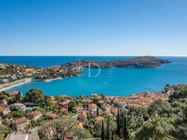 Villefranche-sur-Mer – Studio meublé avec terrasse et aperçu mer — photo du bien