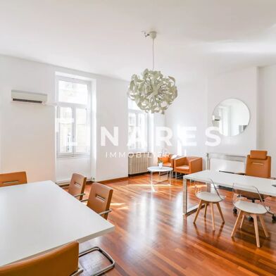 Bureau 4 pièces 650000 €