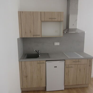 Appartement 2 pièces 335 €
