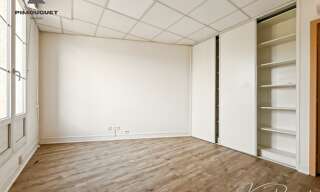 Local industriel 5 Pièces 77 m² à vendre à Libourne (33500)