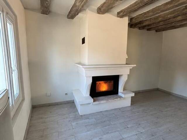 Maison de ville à la campagne – Charme, praticité et cadre bucolique — photo du bien