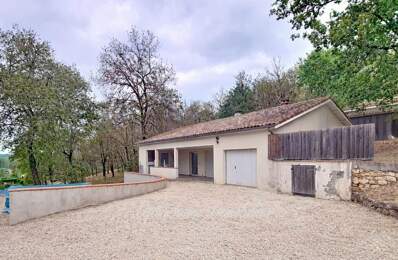 Maison de 2020 avec piscine, garage et jardin dans un environnement calme — photo du bien