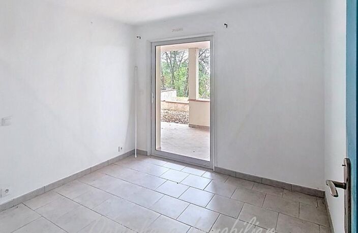 Maison de 2020 avec piscine, garage et jardin dans un environnement calme — photo 2