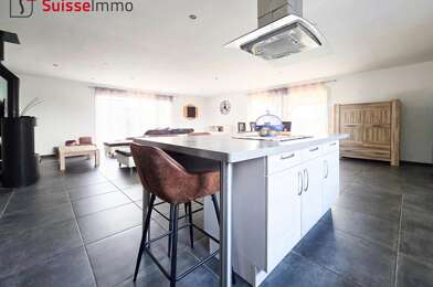 Maison 6 pièces 363975 €