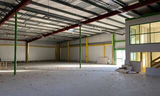 Local industriel  1200 m² à louer à Brest (29200)