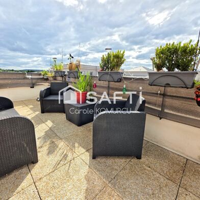 Appartement 4 pièces 272000 €