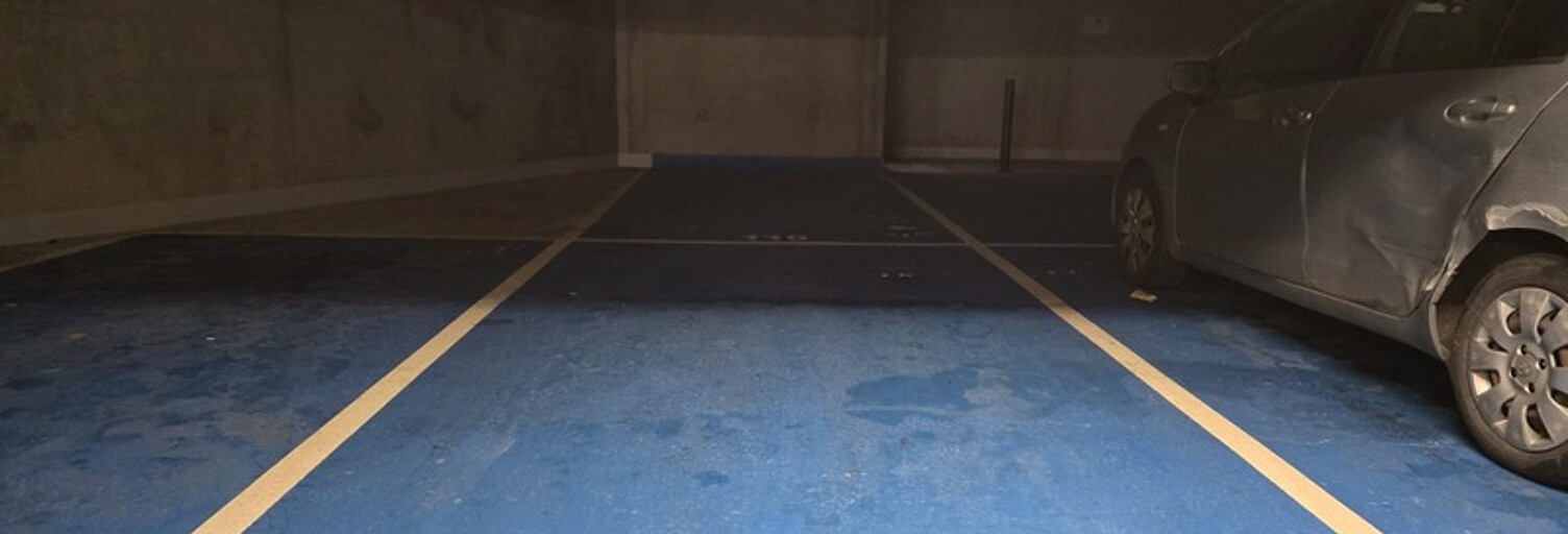 Garage  28 m² à vendre à Créteil (94000)