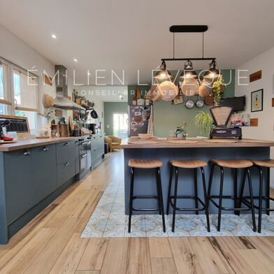 Maison 7 pièces 299900 €