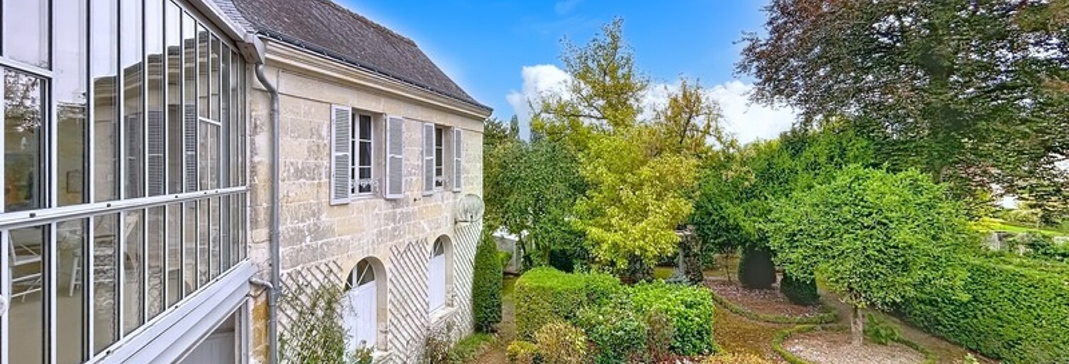 Maison 10 Pièces 247 m² à vendre à La Chartre-sur-le-Loir (72340)