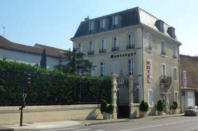 Maison 21 pièces 1612000 €