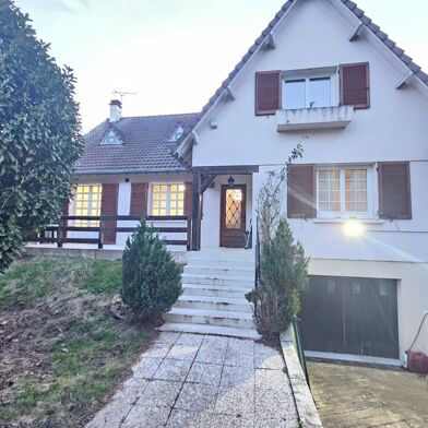 Maison 9 pièces 389000 €
