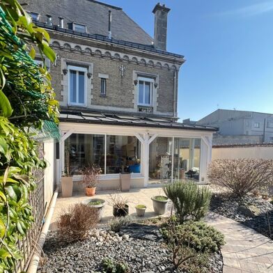 Maison 8 pièces 495000 €