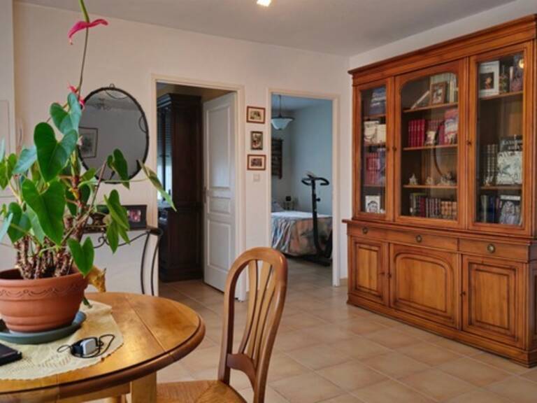 Maison viager à vendre occupé 4 pièces MEURSAC (17) — photo 1