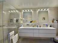 PRIX : 769000€  -  CHASSELAY (69380) - Villa de 191 m² avec garage double - Terrain de 1155 m² — photo 3