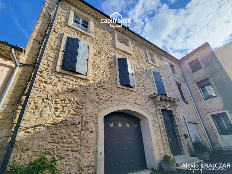 A VENDRE - Maison vigneronne d'une surface plancher de 402m² - Rez-de-chaussée : grand garage + stockage + entrée - 1er étage : logement T4 + grande terrasse - 2nd étage : 113m² à réhabiliter - ROUJAN — photo 1
