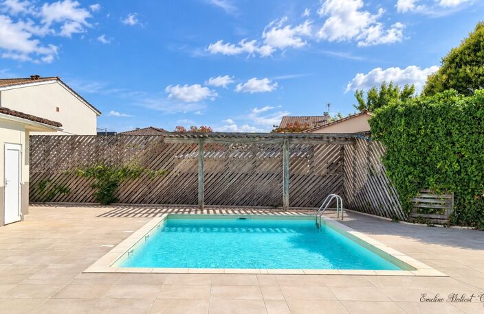 BÈGLES – 96 m² – 3 CHAMBRES + BUREAU – JARDIN – PISCINE — photo 2