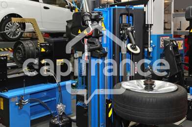 Local industriel  313600 €