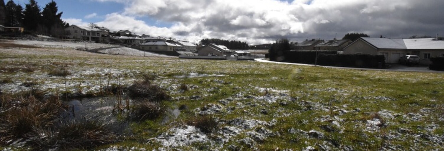 Terrain  2733 m² à vendre à Saint-Agrève (07320)