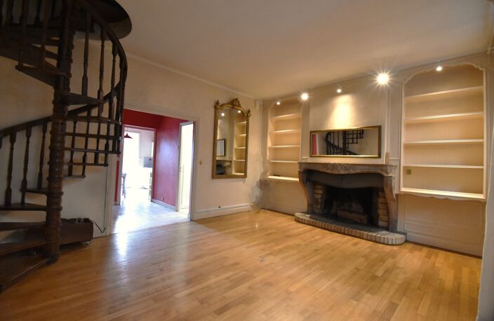 Maison à vendre 10 pièces SAINT AGREVE (07) — photo 4