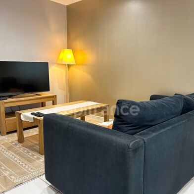 Appartement 3 pièces 1250 €