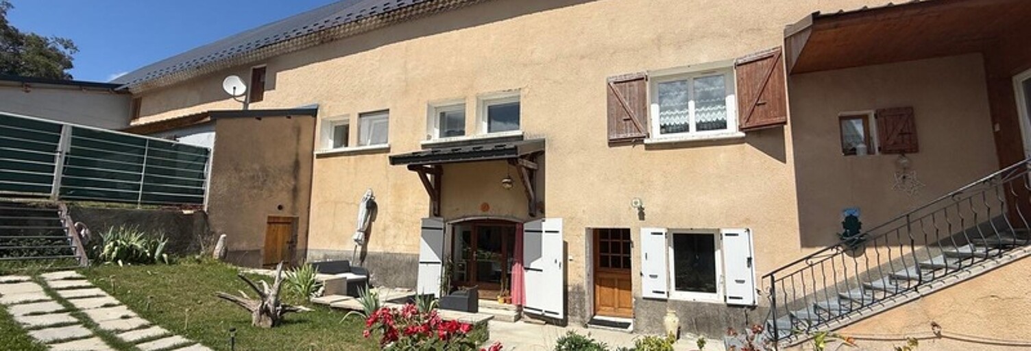 Maison 10 Pièces 350 m² à vendre à Le Dévoluy (05250)