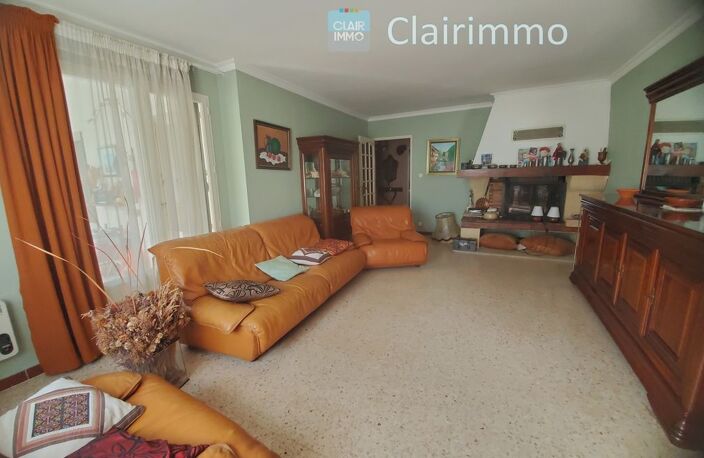 Maison de plain-pied à vendre  Rognac  120 m²  Terrain 416 — photo 2