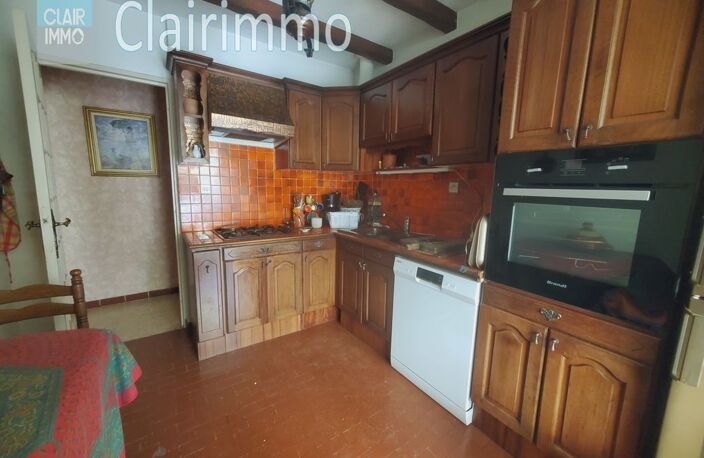 Maison de plain-pied à vendre  Rognac  120 m²  Terrain 416 — photo 4