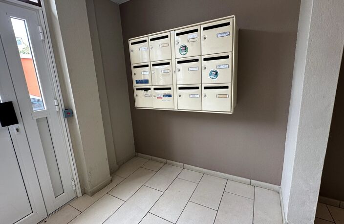 ENSEMBLE IMMOBILIER EN PLEIN CENTRE-VILLE DE CAYENNE — photo 2