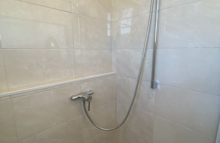 Maison/ Immeuble - 6 appartements — photo 5