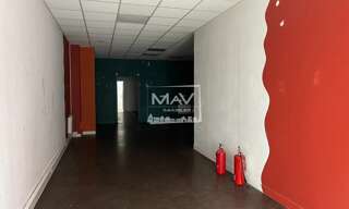 Commerce 4 Pièces 150 m² à louer à Tourcoing (59200)