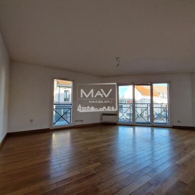 Appartement 3 pièces 855 €