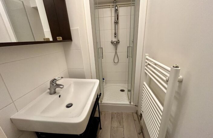Belle chambre étudiante meublée avec services en hypercentre — photo 5