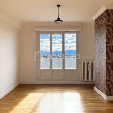 Appartement 3 pièces 690 €