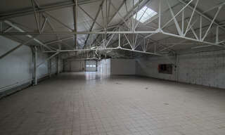 Commerce  526 m² à louer à Saint-Barthélemy-d'Anjou (49124)