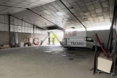 Local industriel  2500 €