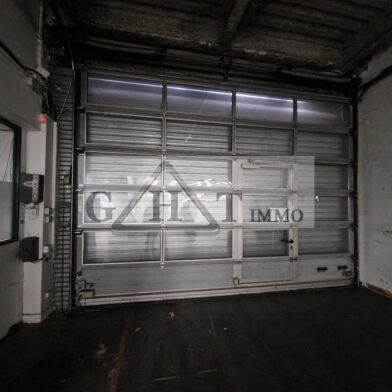 Local industriel  7260 €