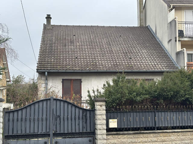 Maison à vendre Ste Geneviève des Bois — photo du bien
