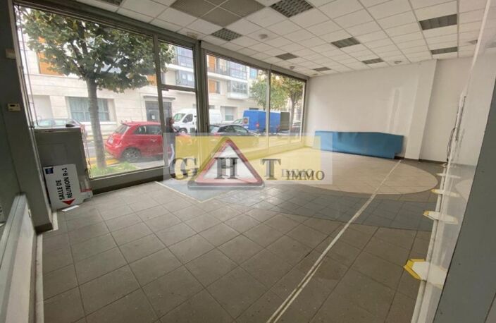 A vendre local d'activité 273m² Maisons-Alfort — photo 2