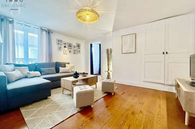 Appartement 3 pièces 900 €