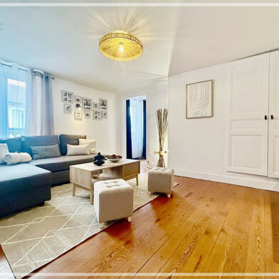 Appartement 3 pièces 900 €