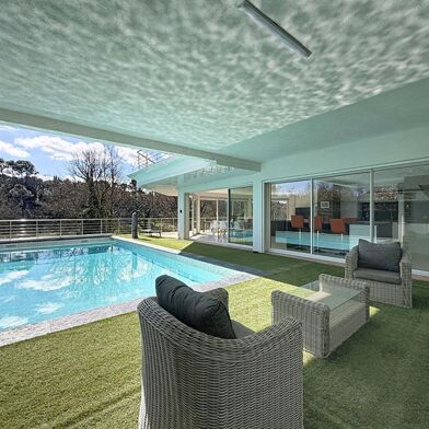 Maison 5 pièces 780000 €