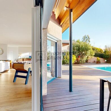 Maison 8 pièces 990000 €