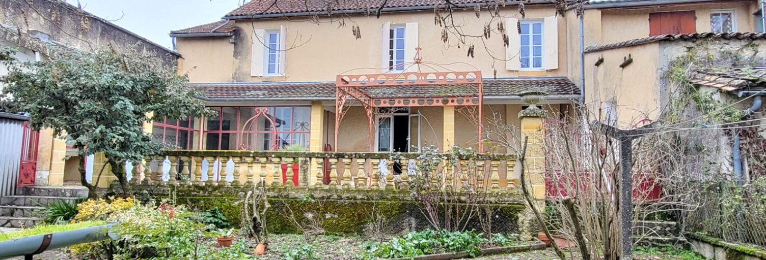 Maison 13 Pièces 330 m² à vendre à Villefranche-de-Lonchat (24610)