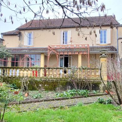 Maison 13 pièces 235000 €