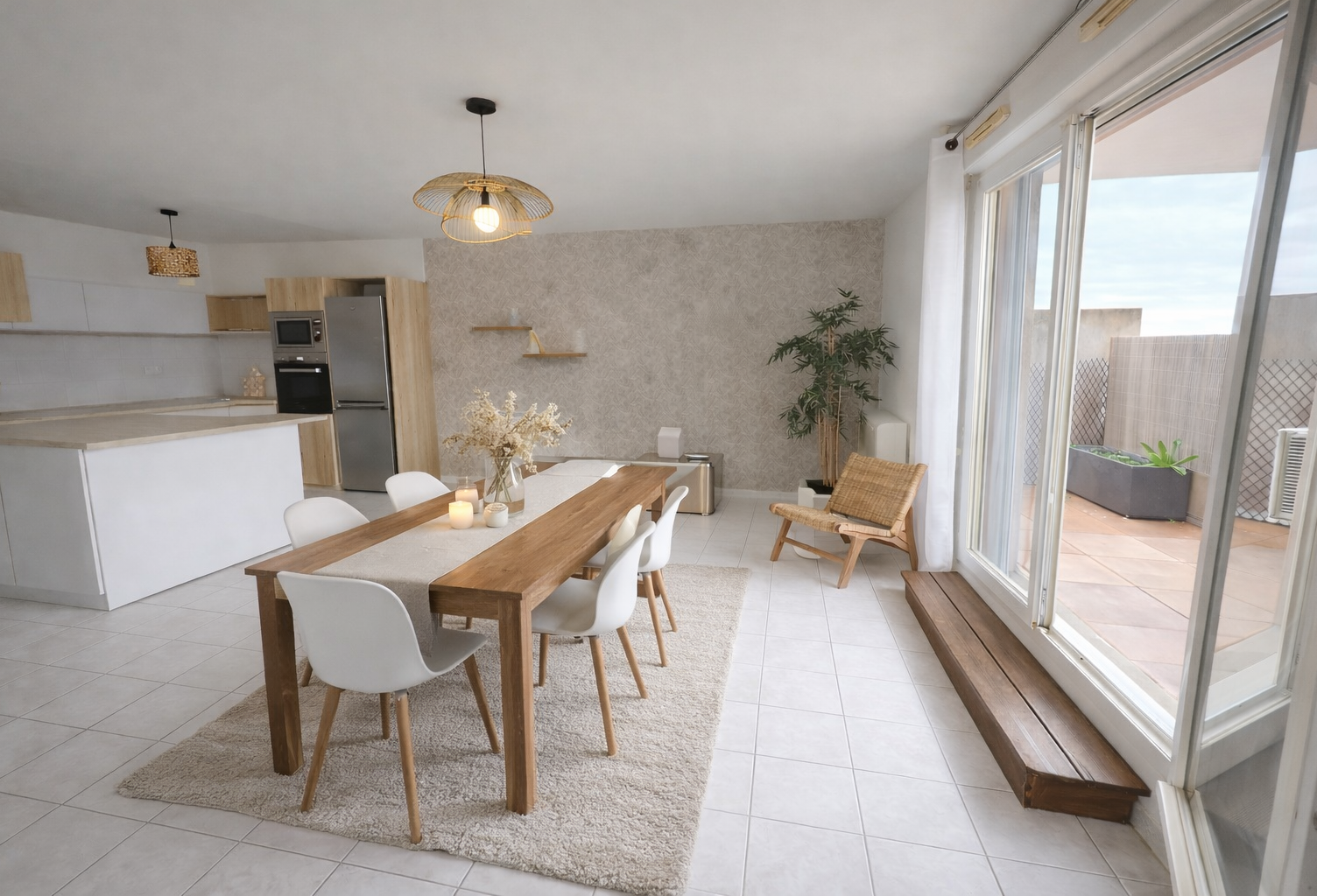 T3 71,57 m2   Coeur de ville | Terrasse & Stationnement privé — photo 1