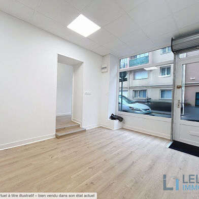 Commerce 4 pièces 895 €