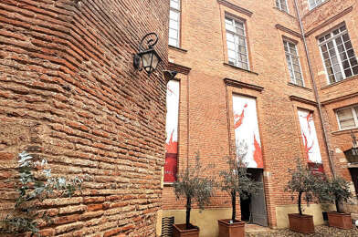 Commerce  424000 €