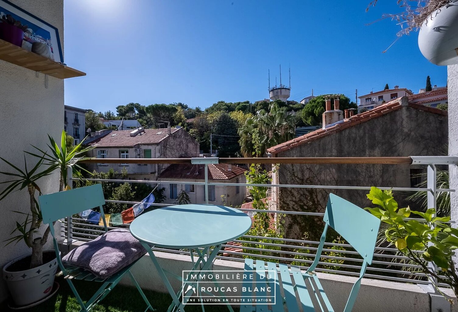 TYPE 2 - CHARME - EXTERIEUR - HAUTEUR DE PERIER — photo 1