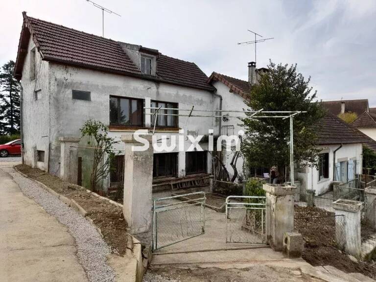 MAISON MANTRY DE BOURG A RENOVER — photo 1