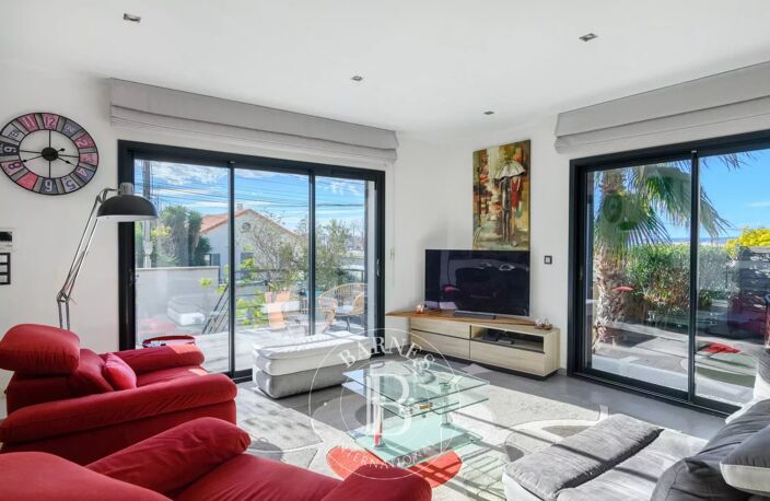 VENTE - MARSEILLE - 13008 - MONTREDON - LA GROTTE ROLLAND - MAIS — photo 2